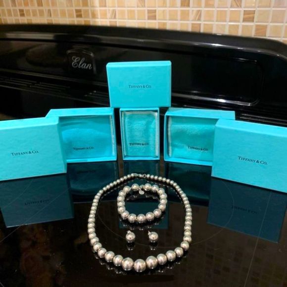 Full Tiffany HardWear Ball Set (Necklace, Bracelet, & Earrings) 100% Authentic - Picture 1 of 11